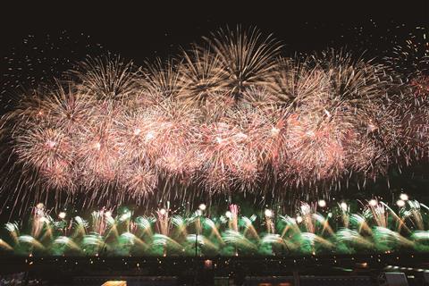 感動の大曲花火大会 男鹿半島周遊と日本の原風景・遠野 3日間＜関東発・現地発着 2-3名1室＞| 添乗員同行ツアー - JTB