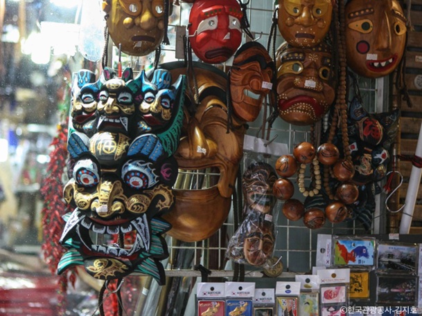 仁寺洞散策~グルメやショッピングも楽しめます~