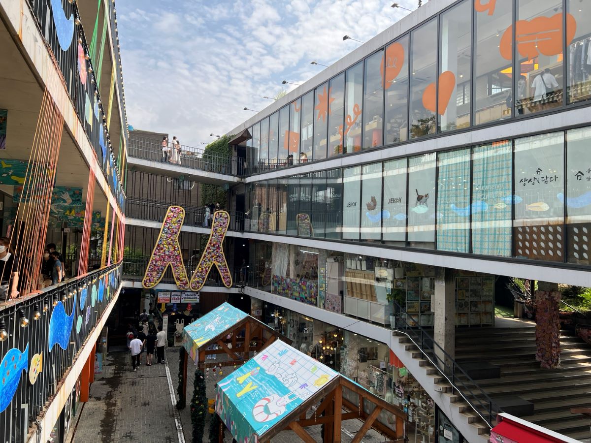 仁寺洞(インサドン)