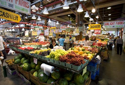 Granville Island Farmars Market_Tourism Vancouver © Clayton Perry