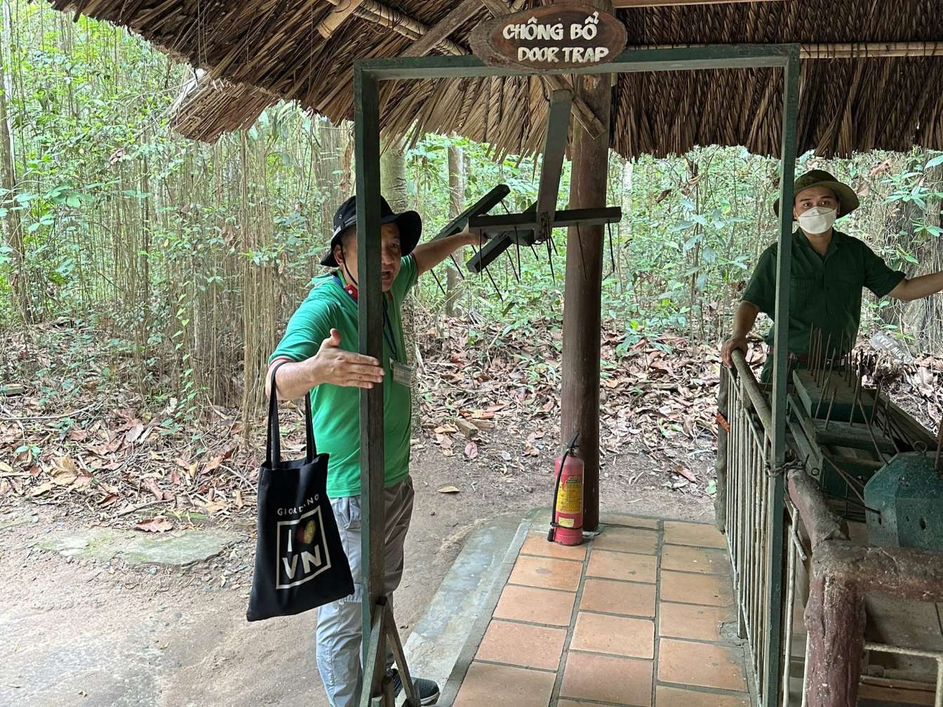 戦争遺跡を日本語ガイドが詳しく解説|平和学習にも最適