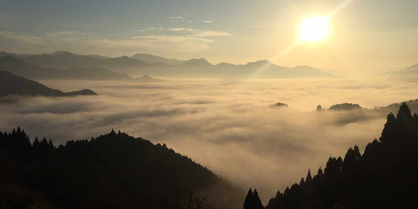 神秘的なまでに美しい自然に魅せられる 雲海 国見ヶ丘 日本の絶景 Jtb 感動の瞬間 とき