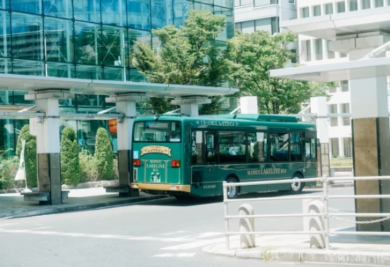 松江駅のバスターミナルの画像