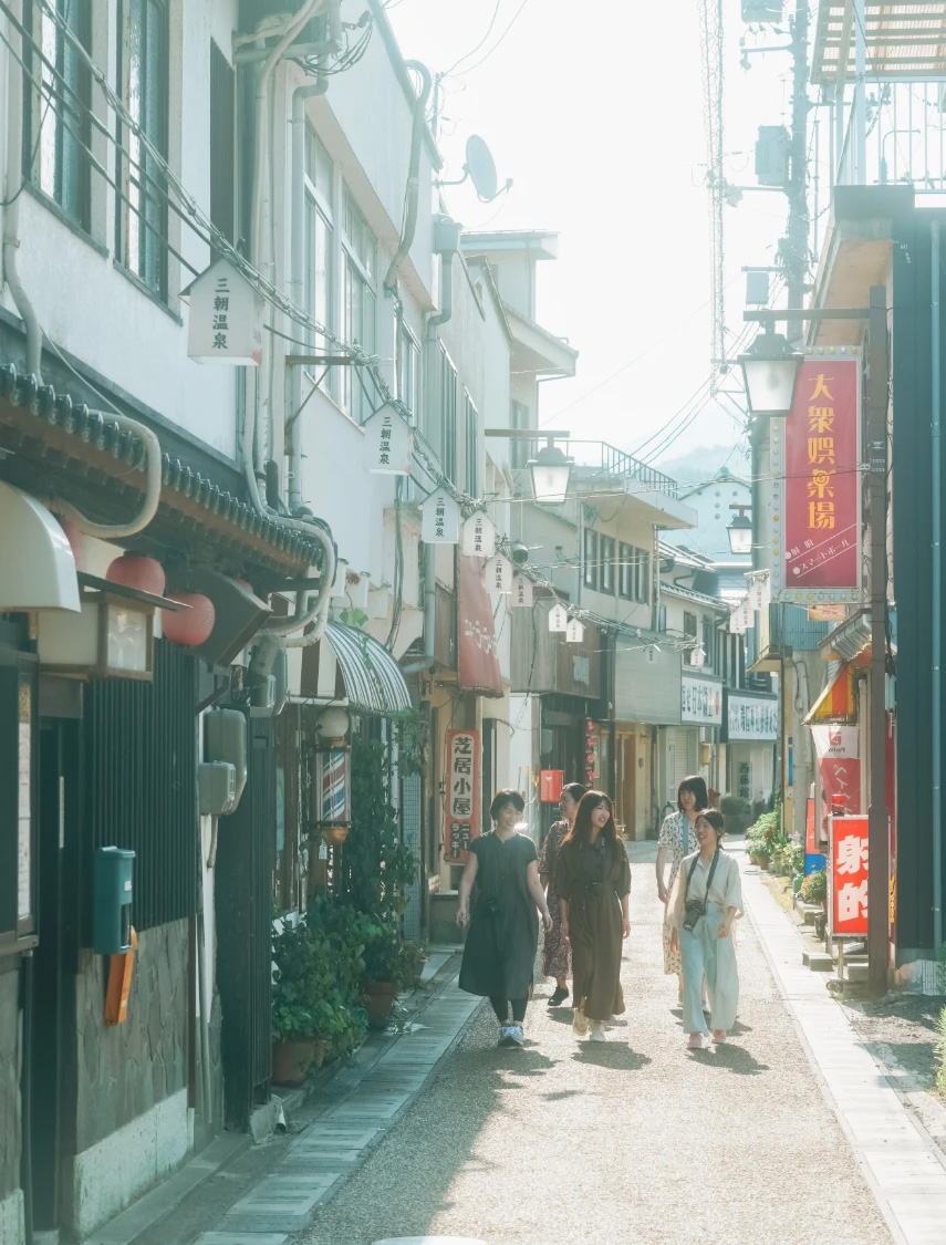 三朝温泉街の散策風景その３