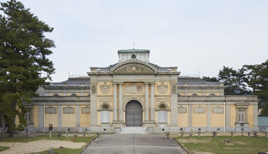 奈良国立博物館