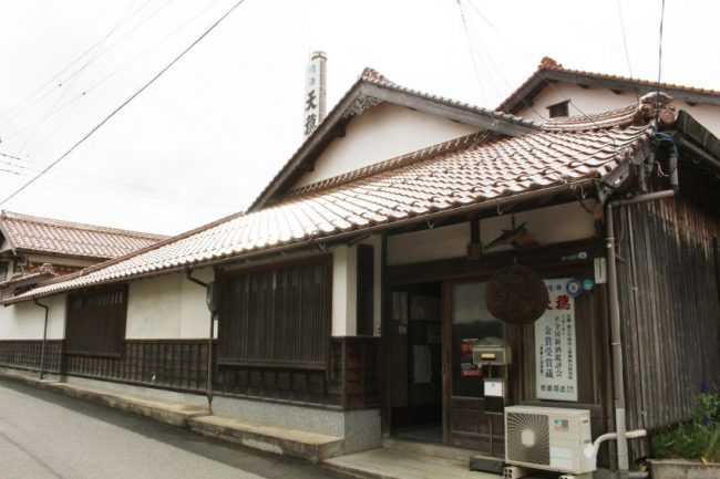 地元で人気の130年以上の歴史ある酒蔵「板倉酒造」