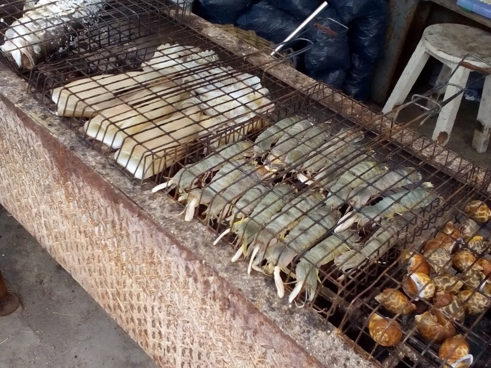 網焼きの魚介類