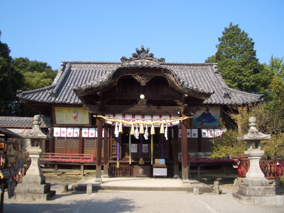 「滝宮天満宮」には「龍燈院」の跡地があり、神事なども行われている