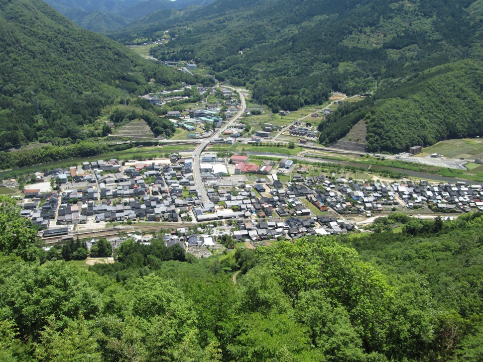 天守台から眺める城下町