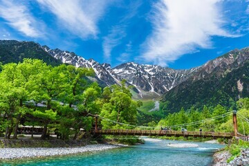 新緑の上高地「梓川と河童橋」/イメージ