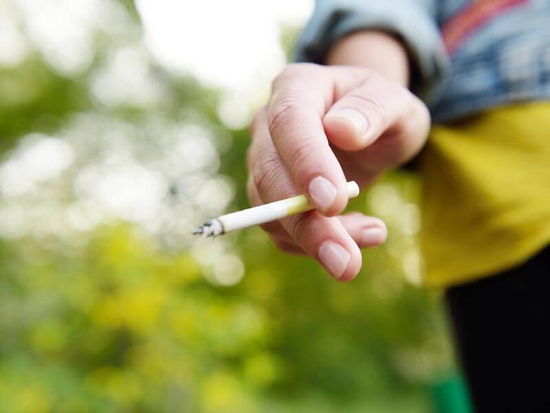 公共の場は基本的に禁煙