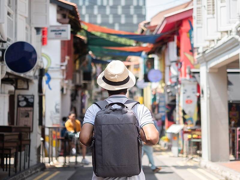 モスク・寺院を訪ねる